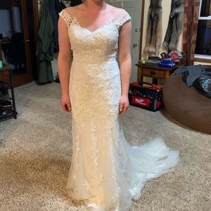 Maggie Soterro Wedding Gown